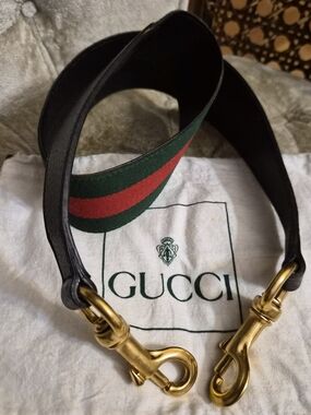 Gucci Sherryline Guitar  Shoulder Strap with Gold Hardware - Green/Red
